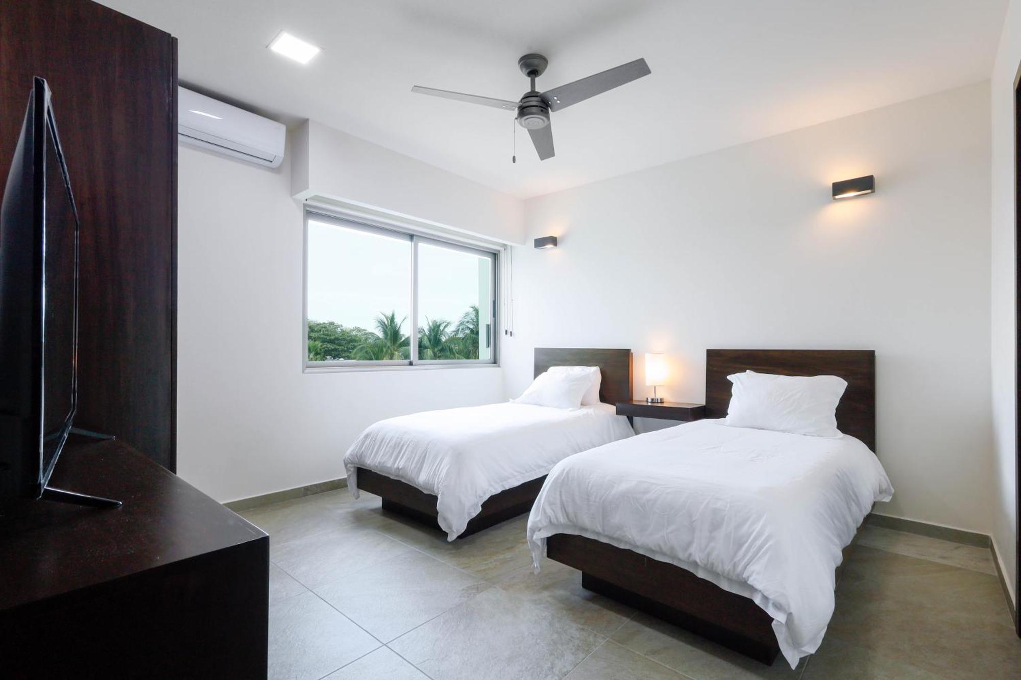 La Poza Suites 女人岛 外观 照片